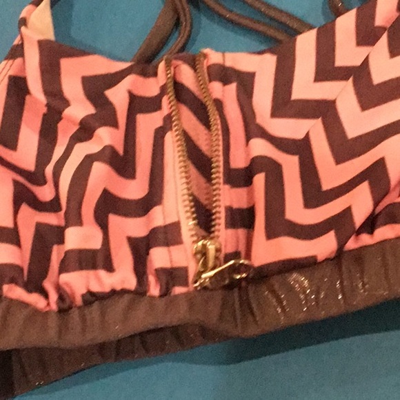 Cheerleading Dance Bra and Shorts - Picture 5 of 5